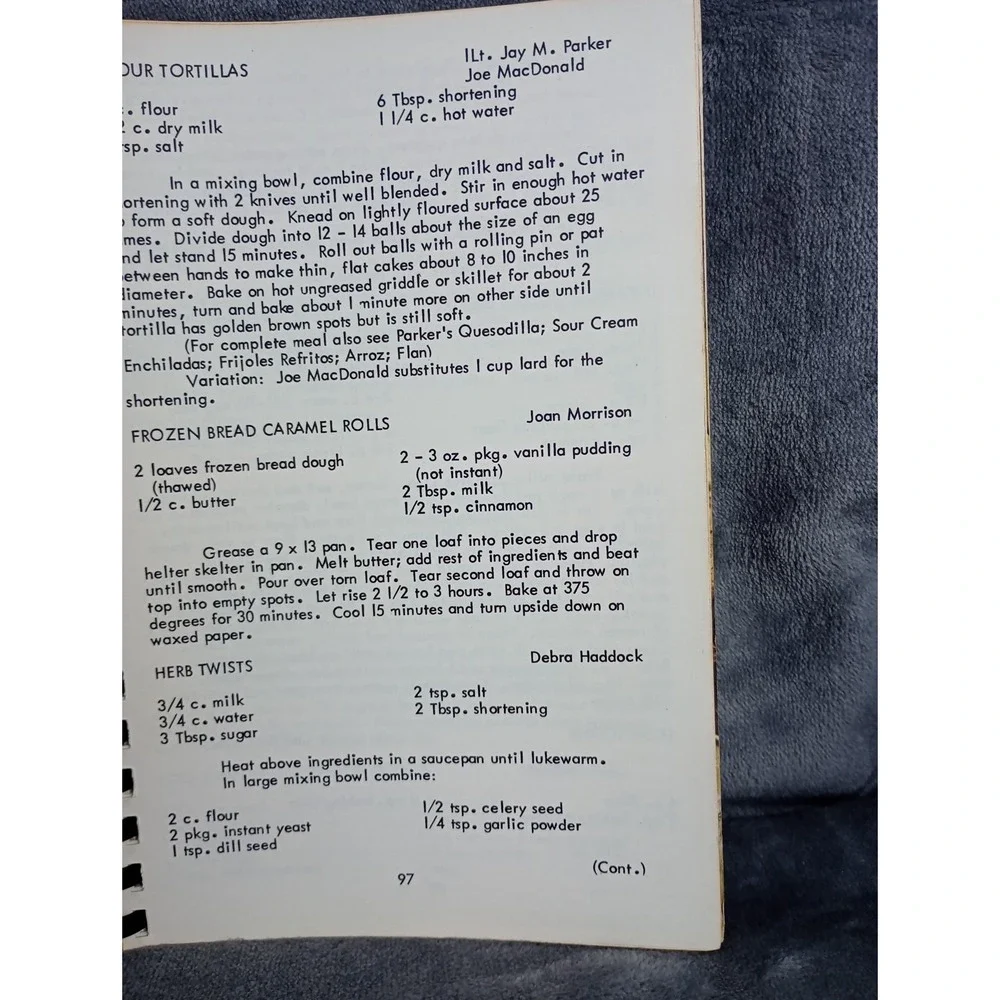 Wiesbaden AFB Air Force Base‎ Cookbook Wiesbaden, Germany 1981 Wives Club